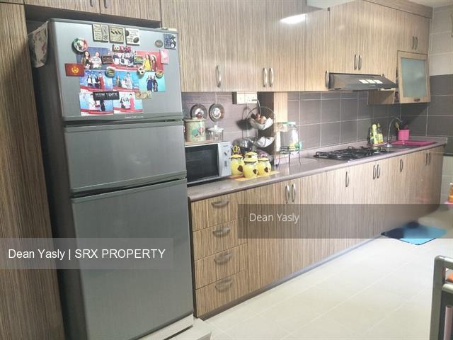 Blk 230 Jurong East Street 21 (Jurong East), HDB 5 Rooms #215505111
